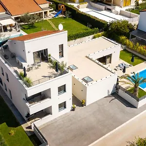 Dom wakacyjny Belvedere Holidays, Novigrad (Istria)